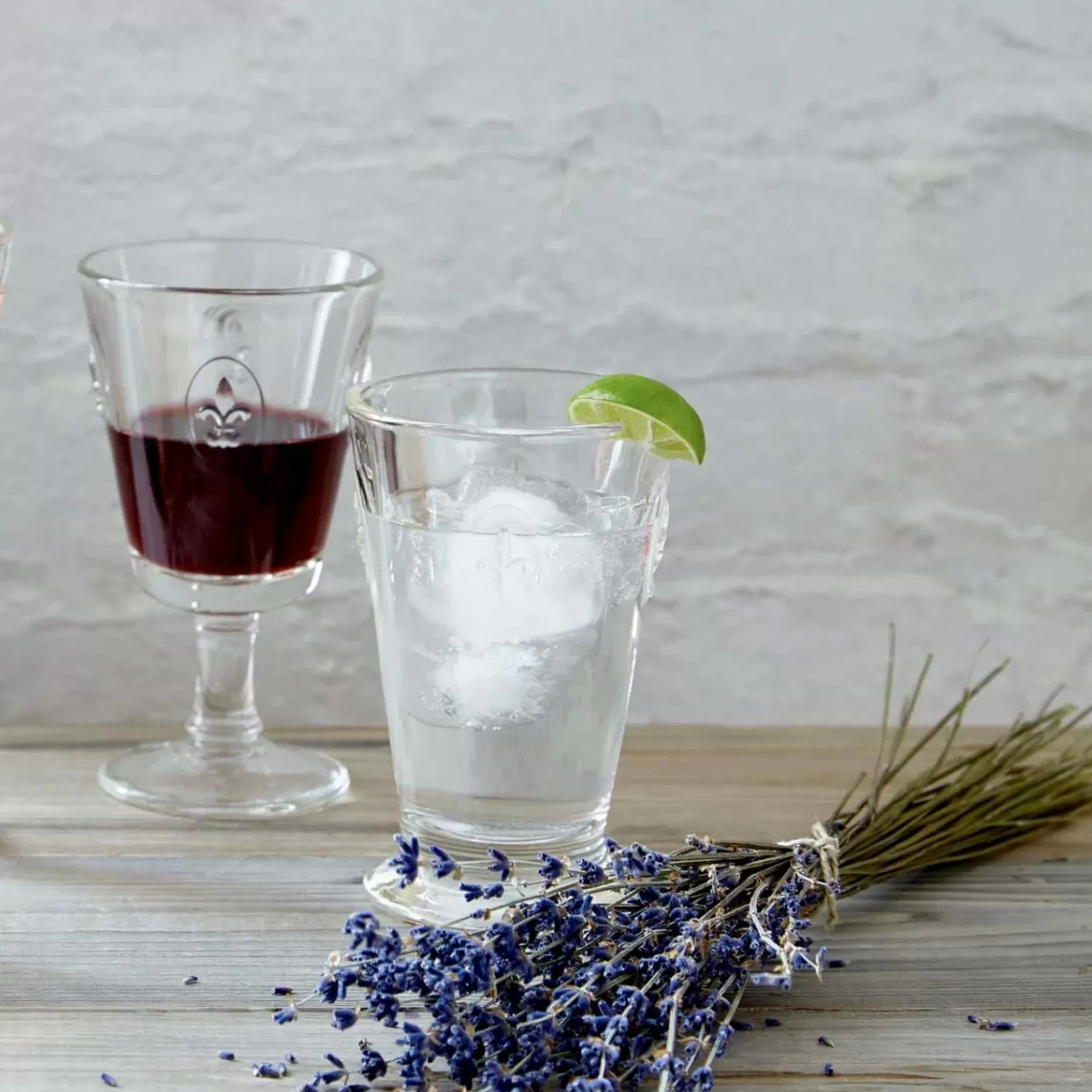 Fleur De Lys French Ice Tea Glass>Roger's Gardens Fashion