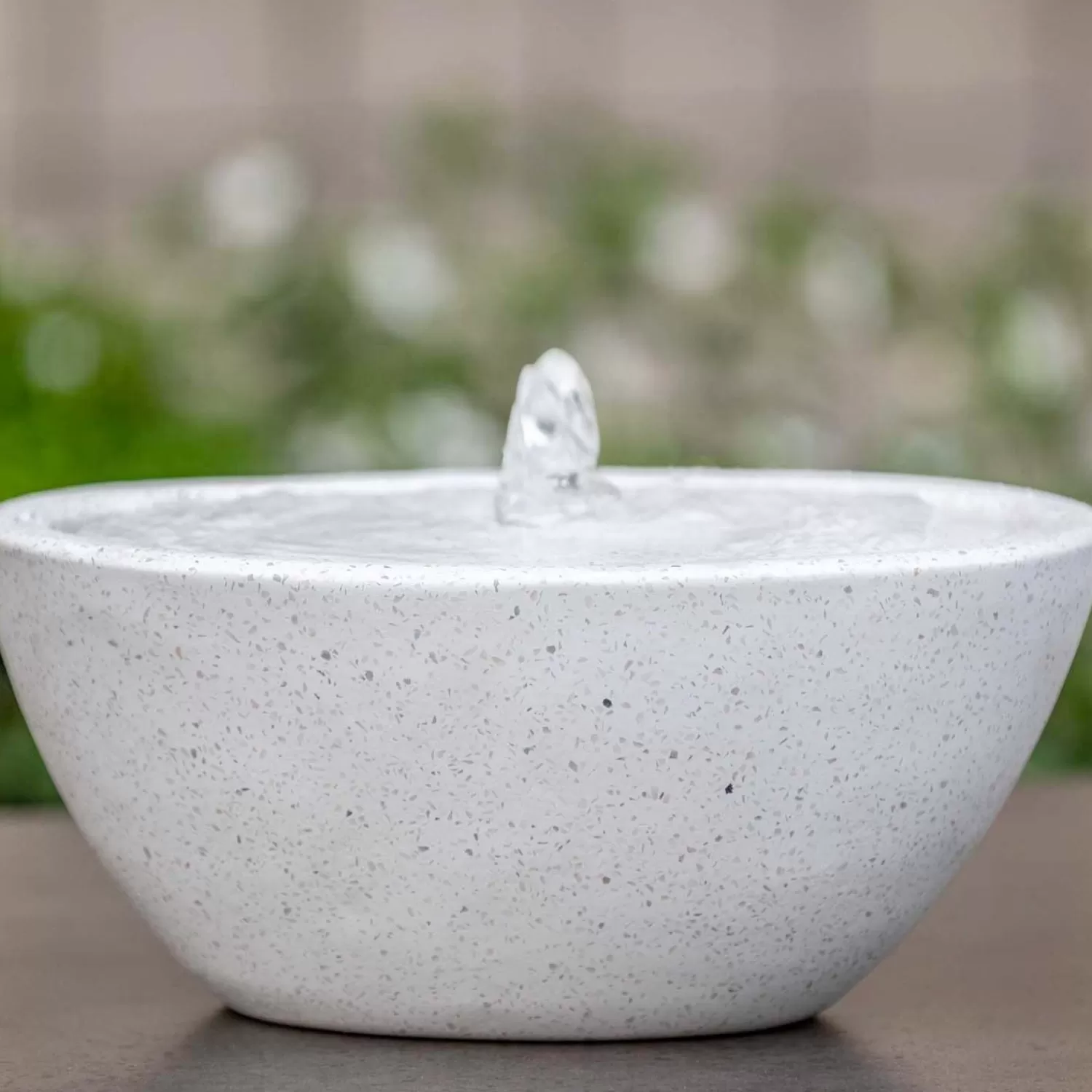 Geo Oval Fountain - Terrazzo>Roger's Gardens Hot